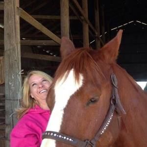 Meet your Posher, Laura